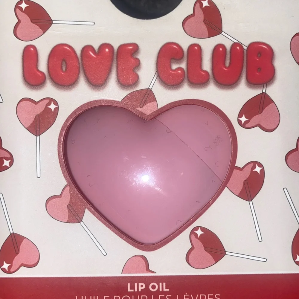 PS…… Love Club Heart ❤️ Marshmallow Lip Oil